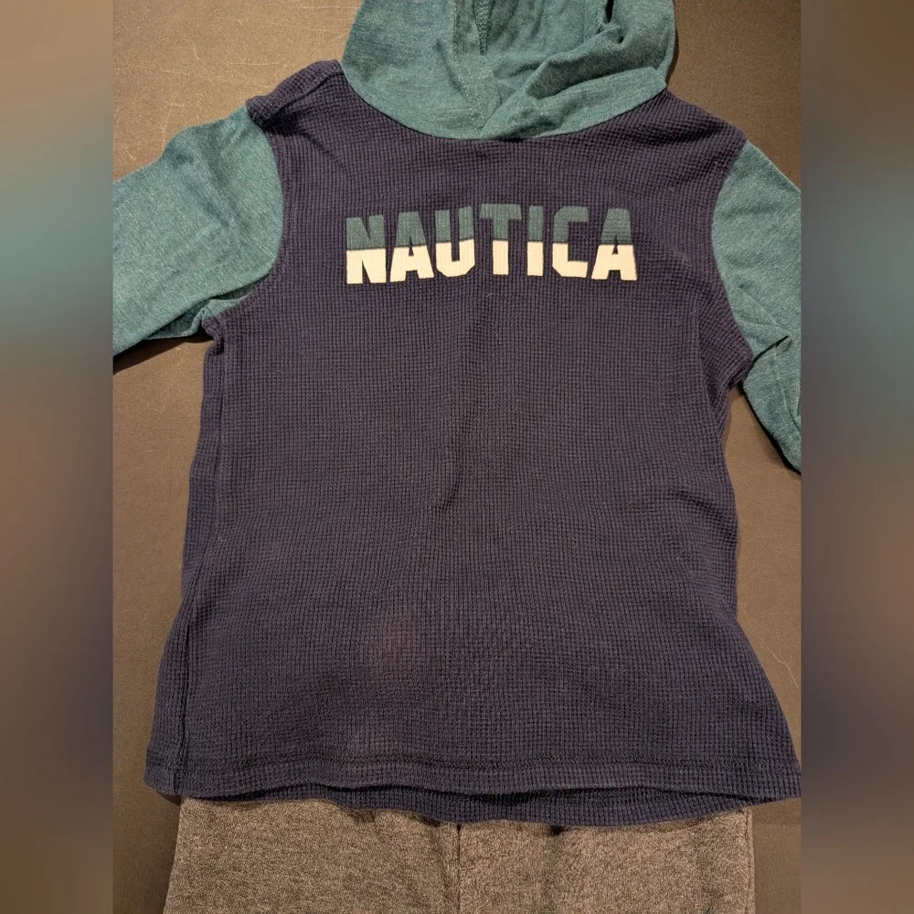 Nautica Toddler Boy Thermal Hoodie 2pc Jogger Set in Size 4T